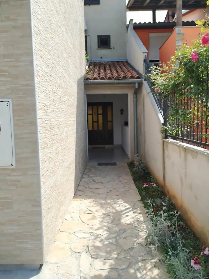 Apartment Apartmani Zlatko Pula