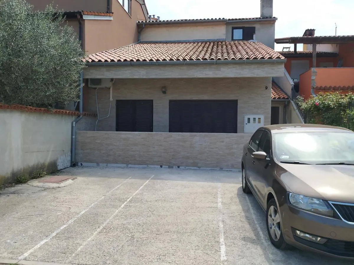Apartmani Zlatko Pula