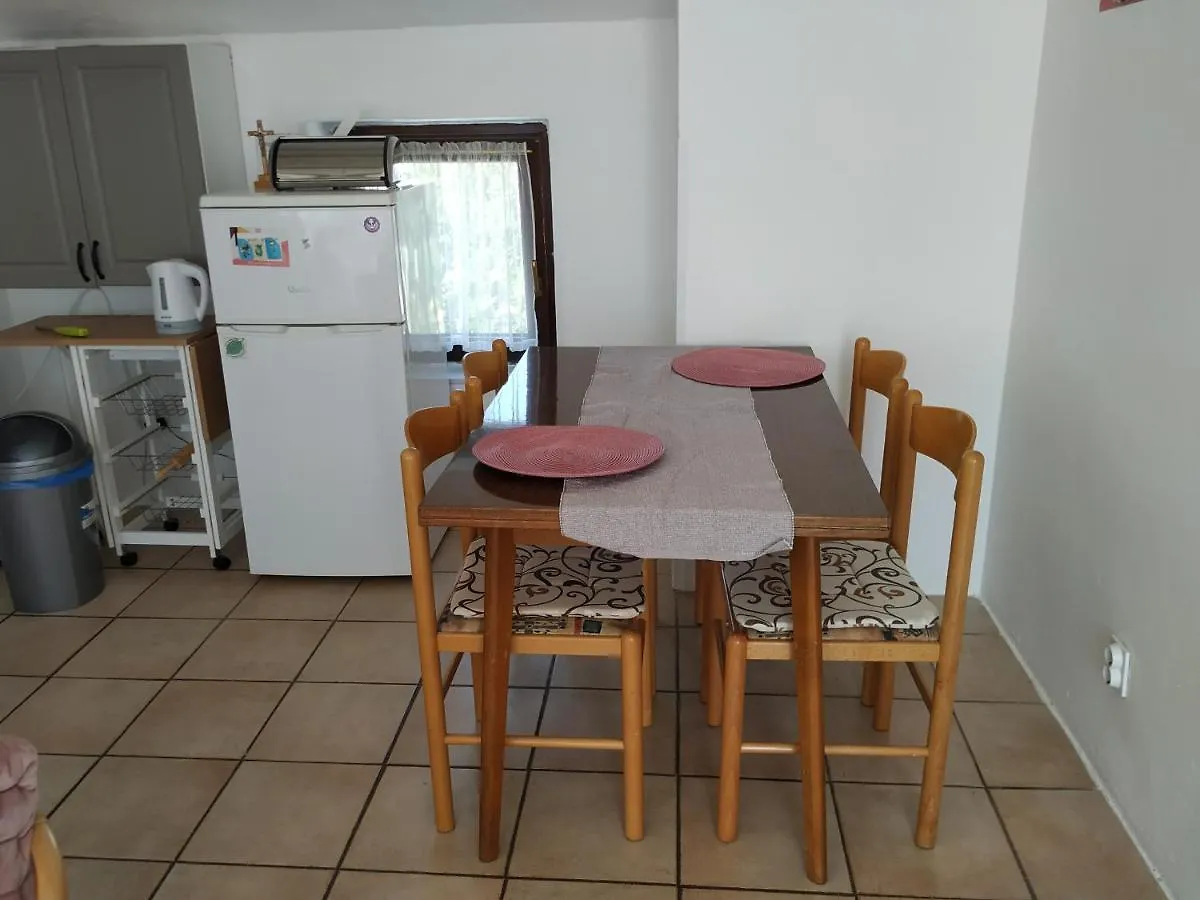 Apartmani Zlatko Pula